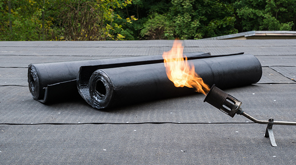 modified bitumen roofing system installation